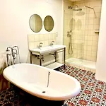 Huge Superb Duplex Old Town Ferienhaus