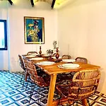 Huge Superb Duplex Old Town Ferienhaus Sitges