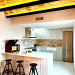 Ferienhaus Huge Superb Duplex Old Town Sitges