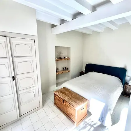 Huge Superb Duplex Old Town 度假居 锡切斯