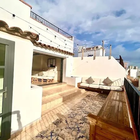度假居 Huge Superb Duplex Old Town